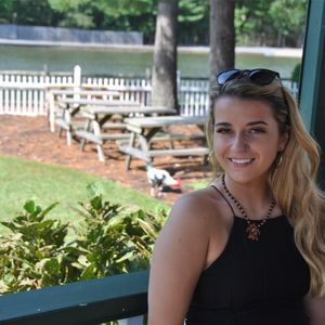 Meet your Posher, Amanda